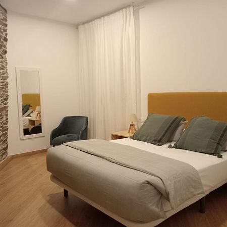 Apartamentos Armanya 3 Луго Экстерьер фото